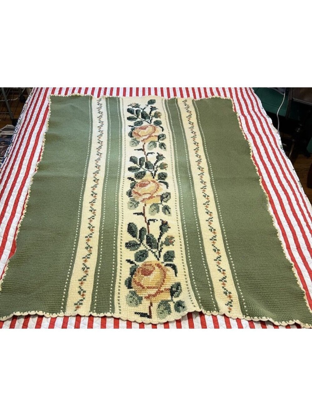 Vintage Floral Knitted Wool Blanket Throw 67"L x 47"W